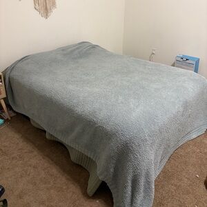 Cozy Blue/Green Blanket